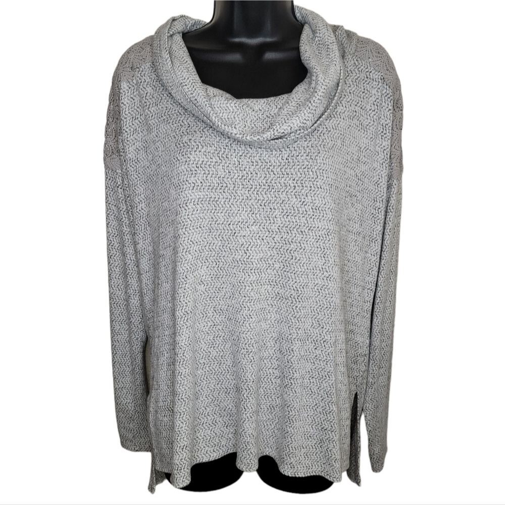 Knox Rose cowl neck lace shoulder long sleeve top Medium